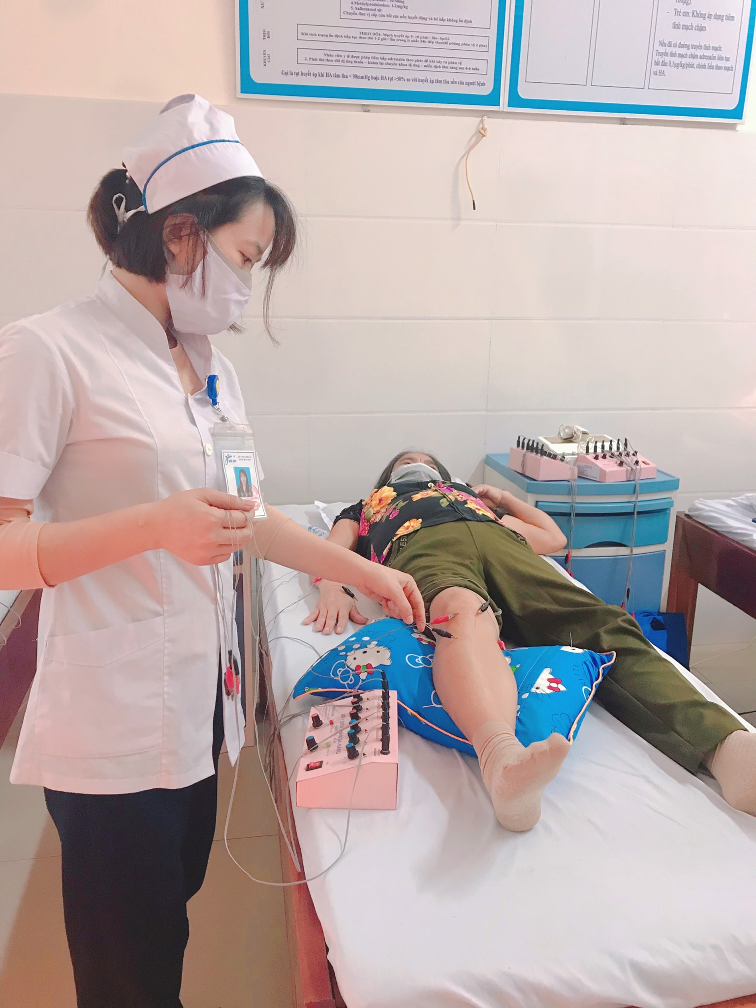 châm cứu tại khoa đông y - phục hồi chức năng bệnh viện đa khoa Bảo Sơn